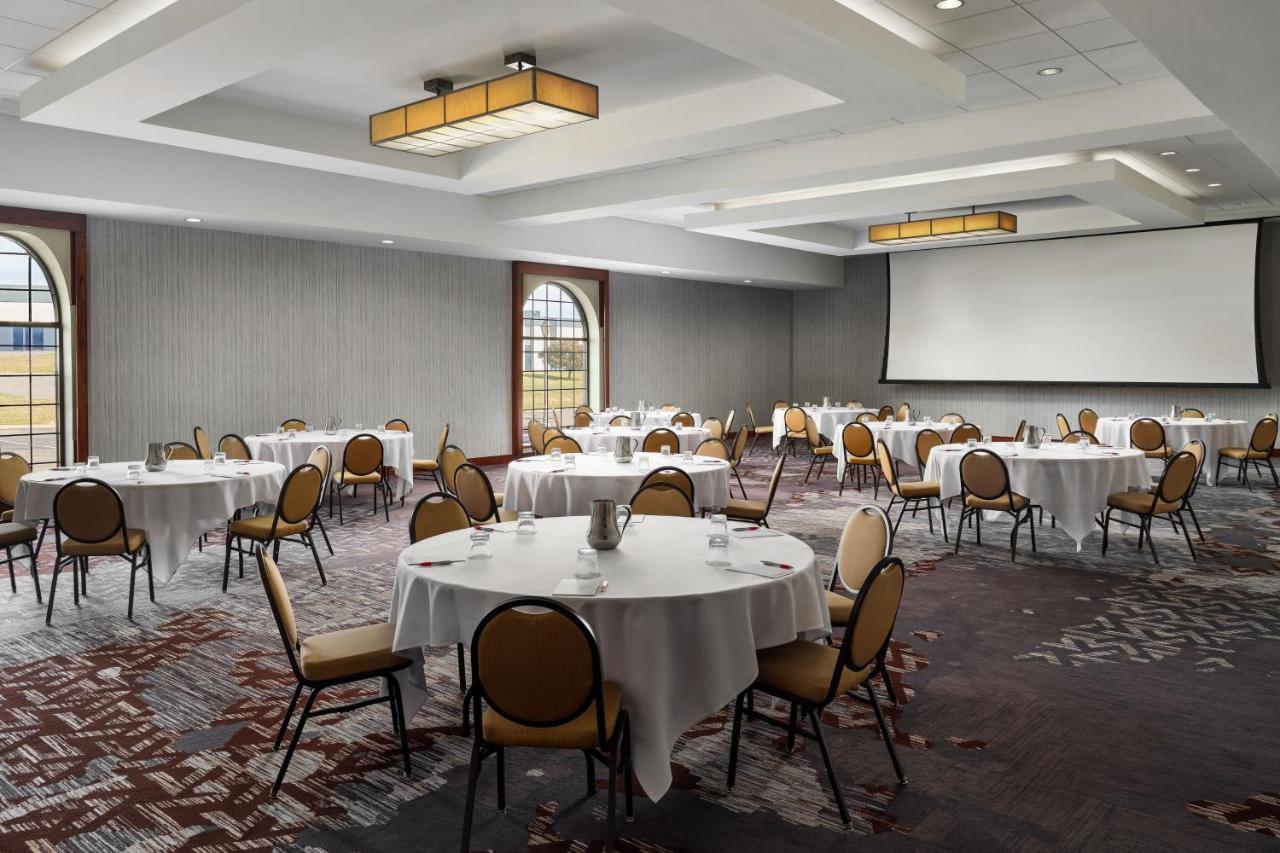 Minneapolis Marriott Northwest Brooklyn Park Exterior foto