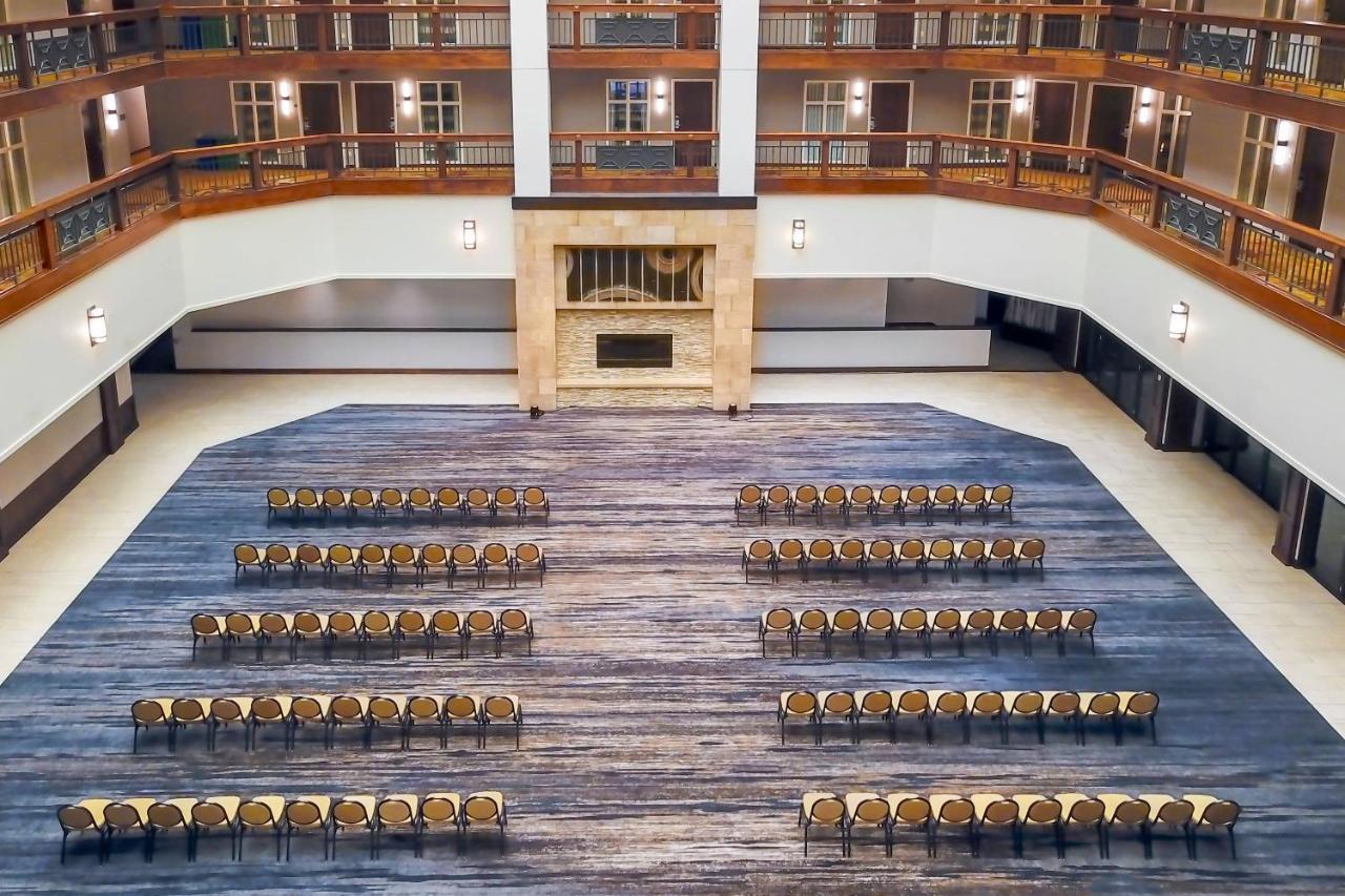 Minneapolis Marriott Northwest Brooklyn Park Exterior foto